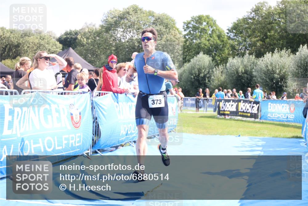 25.08.2024 - Elbe Triathlon Hamburg H.Heesch http://msf.ph/oto/6880514 25.08.2024 11:54:36 Ziel 373, 514, 1464 meine-sportfotos.de