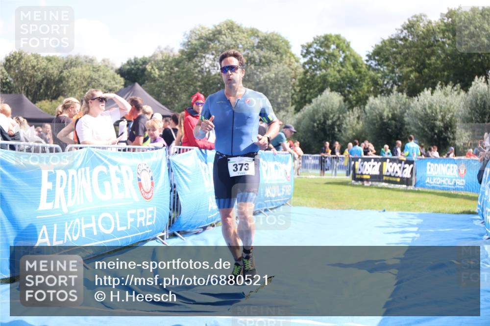 25.08.2024 - Elbe Triathlon Hamburg H.Heesch http://msf.ph/oto/6880521 25.08.2024 11:54:36 Ziel 373, 514, 1464 meine-sportfotos.de