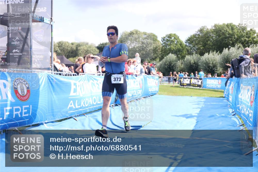 25.08.2024 - Elbe Triathlon Hamburg H.Heesch http://msf.ph/oto/6880541 25.08.2024 11:54:36 Ziel 373, 514, 1464 meine-sportfotos.de
