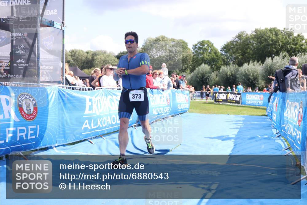 25.08.2024 - Elbe Triathlon Hamburg H.Heesch http://msf.ph/oto/6880543 25.08.2024 11:54:36 Ziel 373, 514, 1464 meine-sportfotos.de