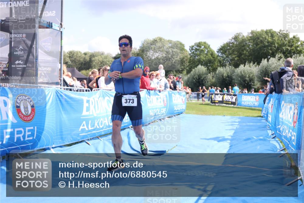 25.08.2024 - Elbe Triathlon Hamburg H.Heesch http://msf.ph/oto/6880545 25.08.2024 11:54:36 Ziel 373, 514, 1464 meine-sportfotos.de