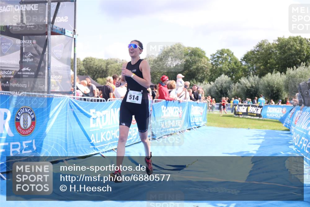25.08.2024 - Elbe Triathlon Hamburg H.Heesch http://msf.ph/oto/6880577 25.08.2024 11:54:45 Ziel 514 meine-sportfotos.de