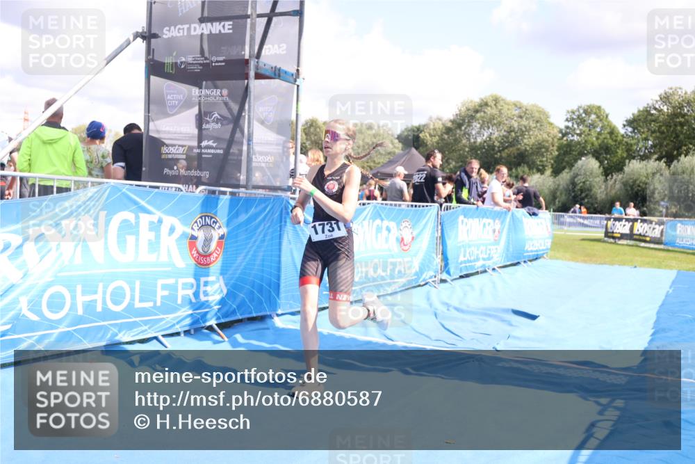 25.08.2024 - Elbe Triathlon Hamburg H.Heesch http://msf.ph/oto/6880587 25.08.2024 12:26:31 Ziel 1731 meine-sportfotos.de