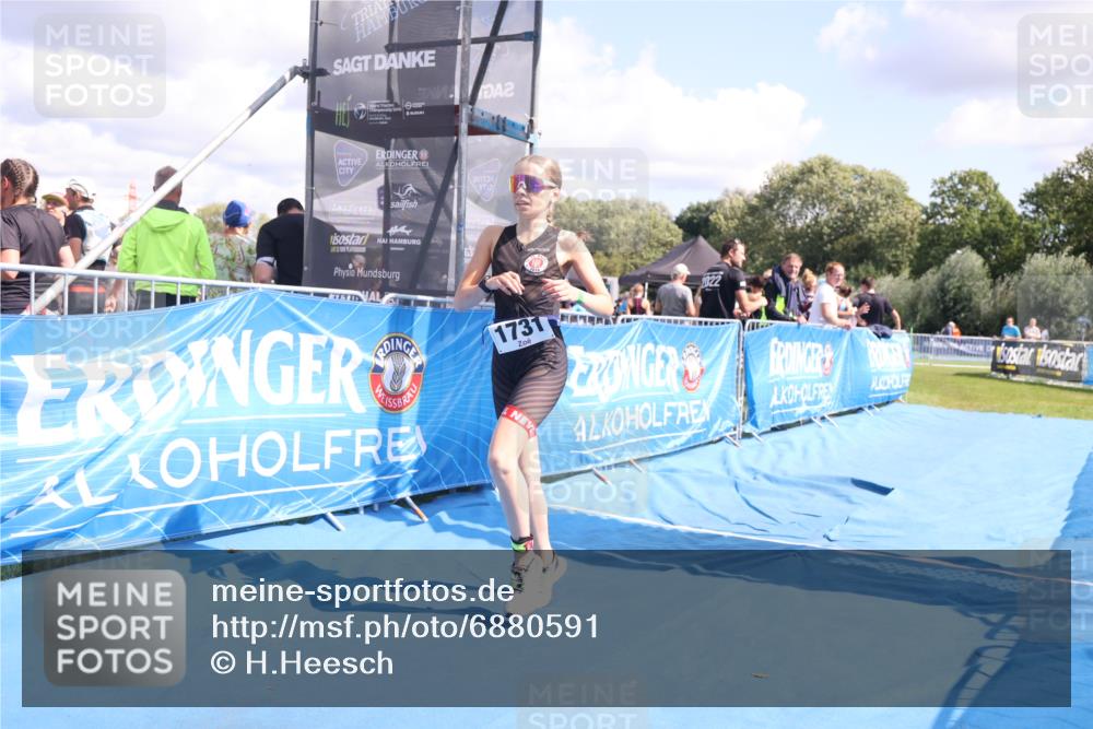 25.08.2024 - Elbe Triathlon Hamburg H.Heesch http://msf.ph/oto/6880591 25.08.2024 12:26:31 Ziel 1731 meine-sportfotos.de