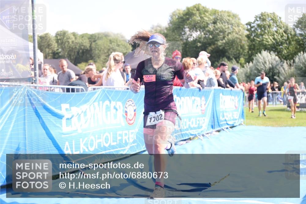 25.08.2024 - Elbe Triathlon Hamburg H.Heesch http://msf.ph/oto/6880673 25.08.2024 11:55:12 Ziel 540, 675, 1529, 1537, 1630, 1702 meine-sportfotos.de