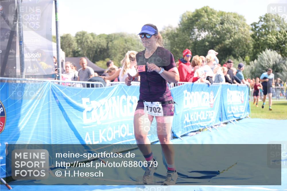 25.08.2024 - Elbe Triathlon Hamburg H.Heesch http://msf.ph/oto/6880679 25.08.2024 11:55:12 Ziel 540, 675, 1529, 1537, 1630, 1702 meine-sportfotos.de