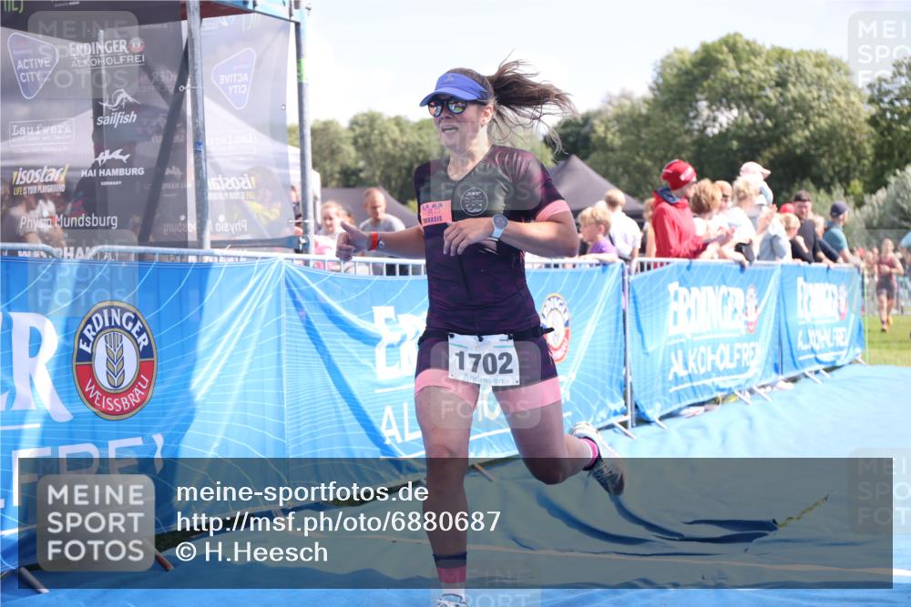 25.08.2024 - Elbe Triathlon Hamburg H.Heesch http://msf.ph/oto/6880687 25.08.2024 11:55:12 Ziel 540, 675, 1529, 1537, 1630, 1702 meine-sportfotos.de