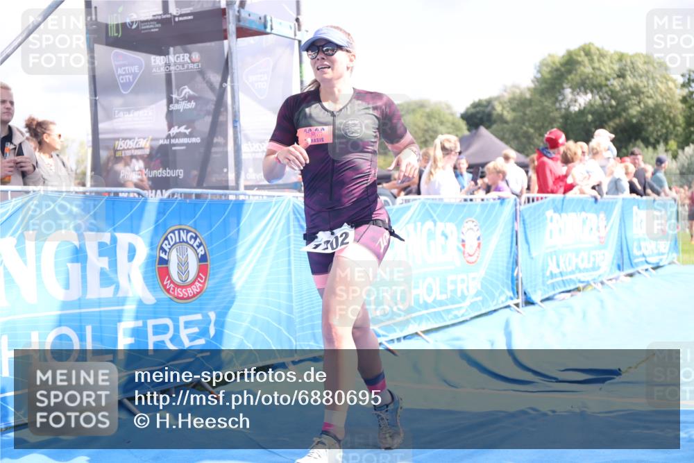 25.08.2024 - Elbe Triathlon Hamburg H.Heesch http://msf.ph/oto/6880695 25.08.2024 11:55:12 Ziel 540, 675, 1529, 1537, 1630, 1702 meine-sportfotos.de