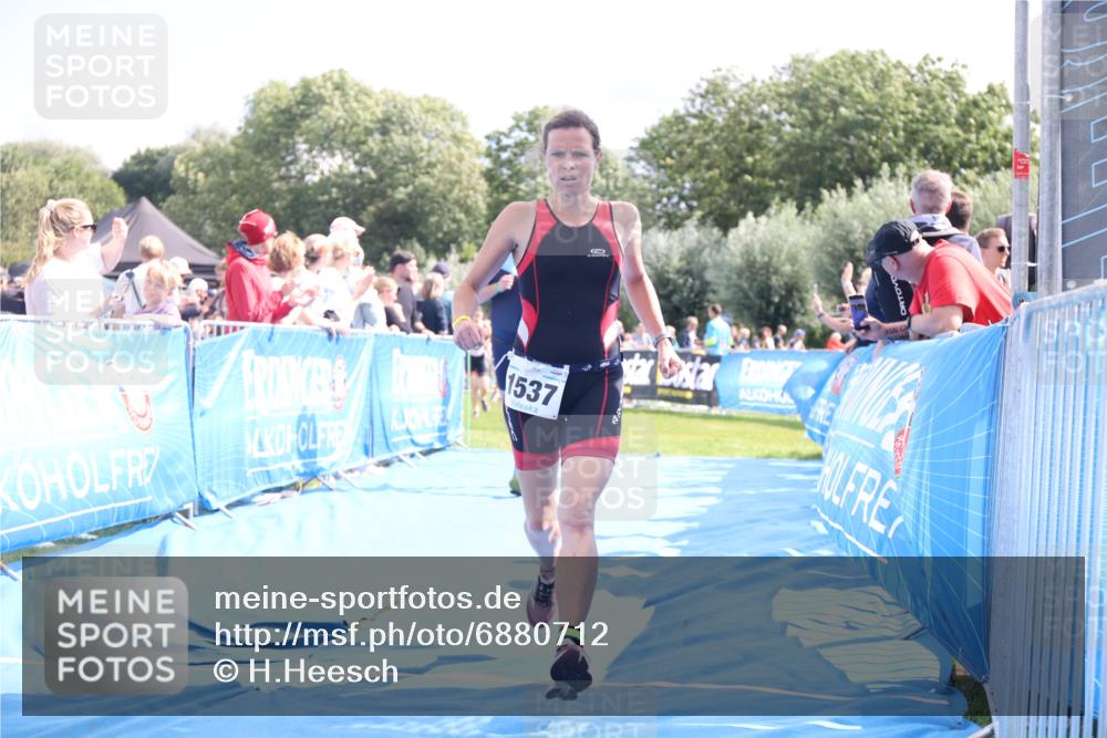 25.08.2024 - Elbe Triathlon Hamburg H.Heesch http://msf.ph/oto/6880712 25.08.2024 11:55:16 Ziel 540, 675, 1537, 1630, 1643, 1702 meine-sportfotos.de