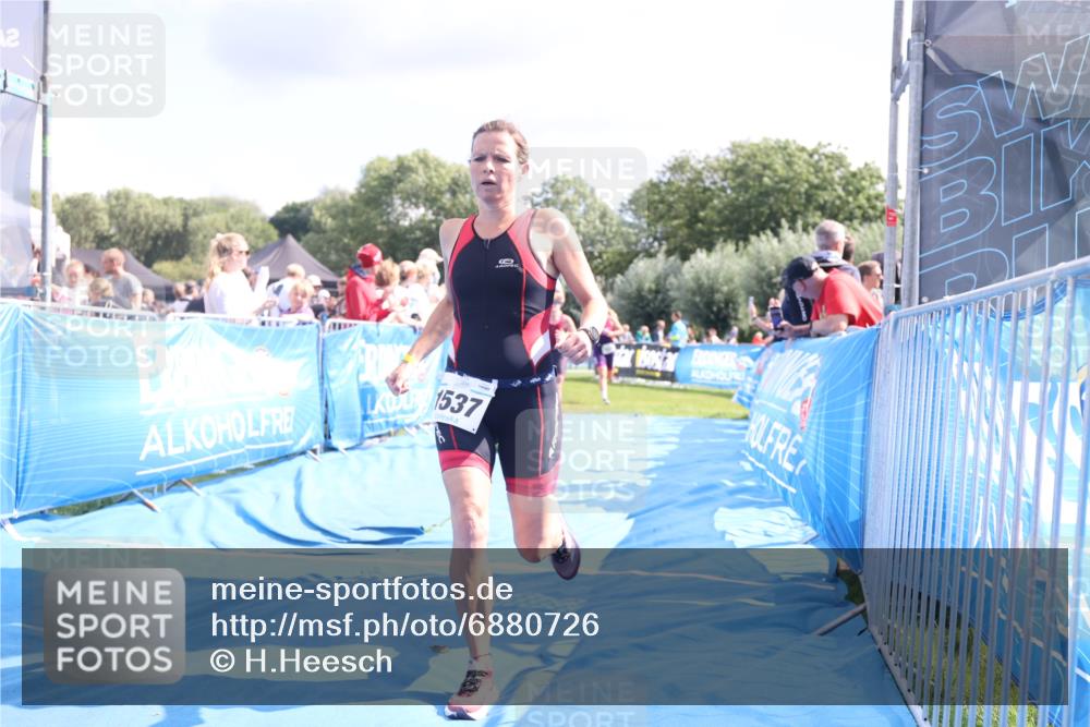 25.08.2024 - Elbe Triathlon Hamburg H.Heesch http://msf.ph/oto/6880726 25.08.2024 11:55:16 Ziel 540, 675, 1537, 1630, 1643, 1702 meine-sportfotos.de