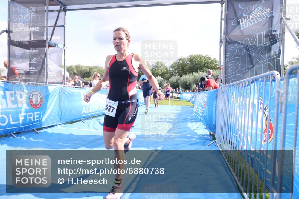 25.08.2024 - Elbe Triathlon Hamburg H.Heesch http://msf.ph/oto/6880738 25.08.2024 11:55:17 Ziel 540, 675, 1537, 1630, 1643, 1702 meine-sportfotos.de
