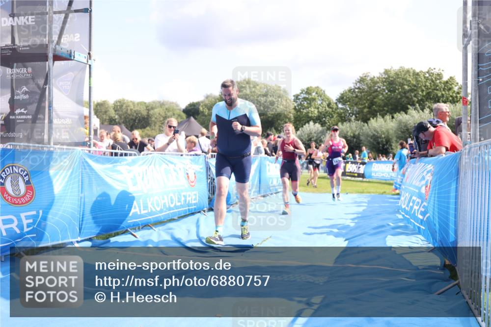 25.08.2024 - Elbe Triathlon Hamburg H.Heesch http://msf.ph/oto/6880757 25.08.2024 11:55:18 Ziel 540, 675, 1537, 1630, 1643, 1702 meine-sportfotos.de