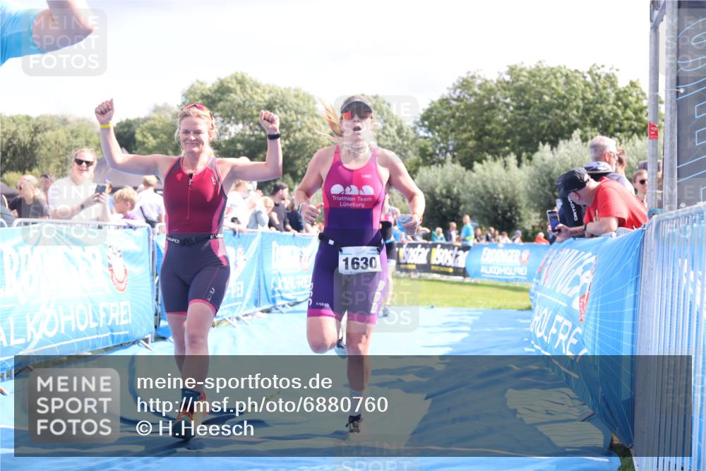 25.08.2024 - Elbe Triathlon Hamburg H.Heesch http://msf.ph/oto/6880760 25.08.2024 11:55:20 Ziel 540, 675, 1537, 1630, 1643, 1692 meine-sportfotos.de