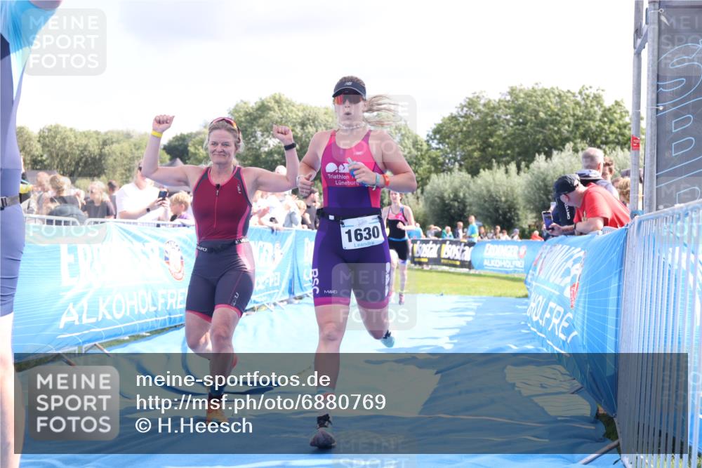 25.08.2024 - Elbe Triathlon Hamburg H.Heesch http://msf.ph/oto/6880769 25.08.2024 11:55:20 Ziel 540, 675, 1537, 1630, 1643, 1692 meine-sportfotos.de