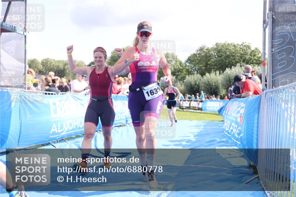 25.08.2024 - Elbe Triathlon Hamburg H.Heesch http://msf.ph/oto/6880778 25.08.2024 11:55:20 Ziel 540, 675, 1537, 1630, 1643, 1692 meine-sportfotos.de