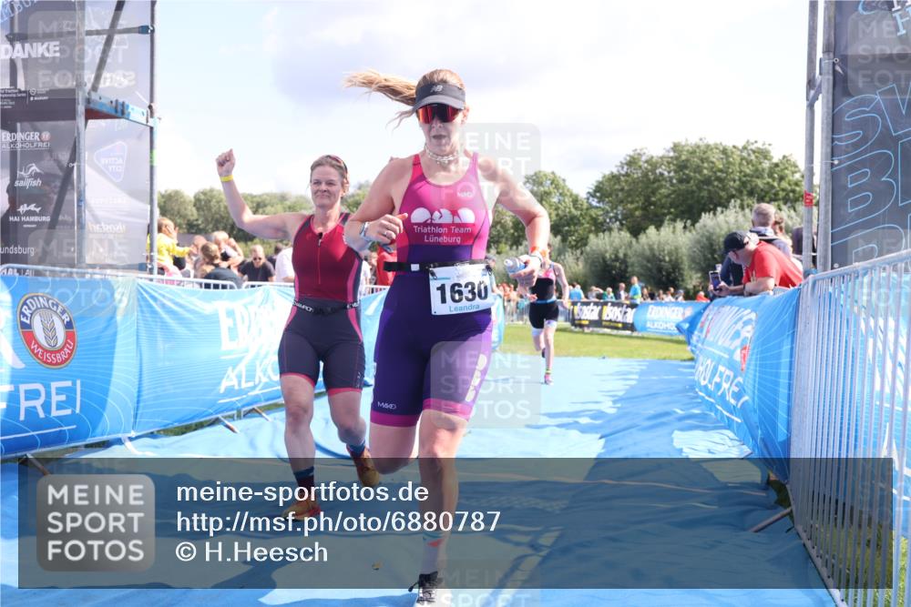 25.08.2024 - Elbe Triathlon Hamburg H.Heesch http://msf.ph/oto/6880787 25.08.2024 11:55:20 Ziel 540, 675, 1537, 1630, 1643, 1692 meine-sportfotos.de