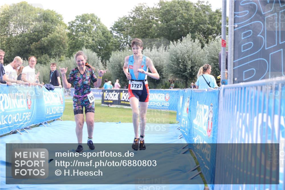 25.08.2024 - Elbe Triathlon Hamburg H.Heesch http://msf.ph/oto/6880803 25.08.2024 12:27:24 Ziel 1531, 1655, 1676, 1726, 1727 meine-sportfotos.de