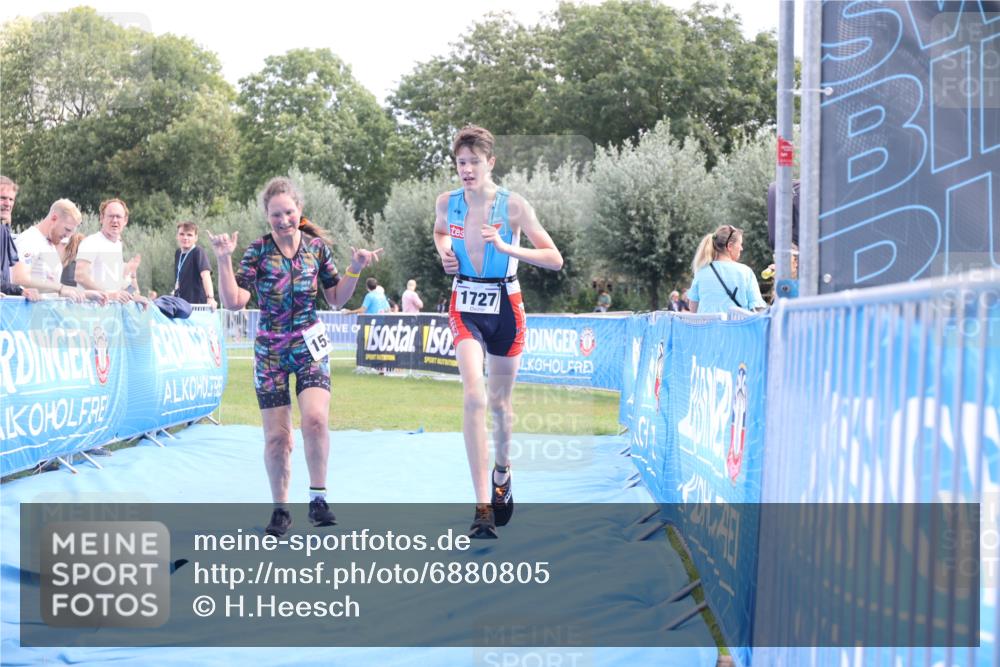 25.08.2024 - Elbe Triathlon Hamburg H.Heesch http://msf.ph/oto/6880805 25.08.2024 12:27:25 Ziel 1531, 1655, 1676, 1726, 1727 meine-sportfotos.de