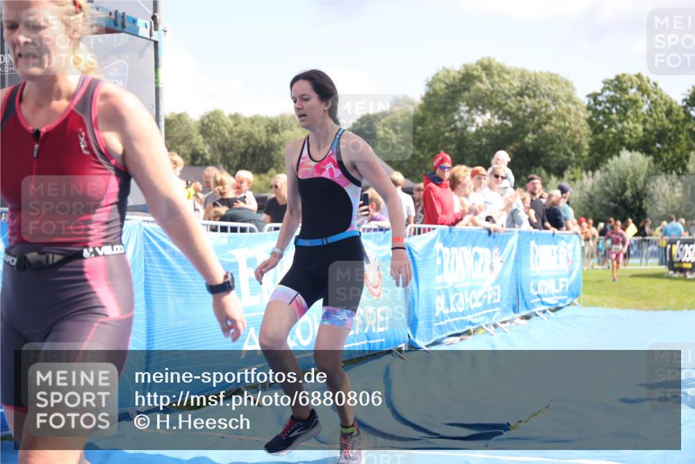 25.08.2024 - Elbe Triathlon Hamburg H.Heesch http://msf.ph/oto/6880806 25.08.2024 11:55:22 Ziel 540, 675, 1537, 1630, 1643, 1692 meine-sportfotos.de