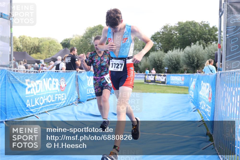 25.08.2024 - Elbe Triathlon Hamburg H.Heesch http://msf.ph/oto/6880826 25.08.2024 12:27:26 Ziel 1531, 1655, 1676, 1727 meine-sportfotos.de