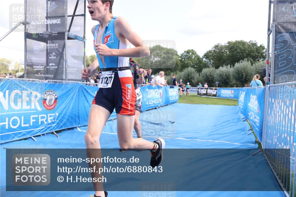 25.08.2024 - Elbe Triathlon Hamburg H.Heesch http://msf.ph/oto/6880843 25.08.2024 12:27:26 Ziel 1531, 1655, 1676, 1727 meine-sportfotos.de