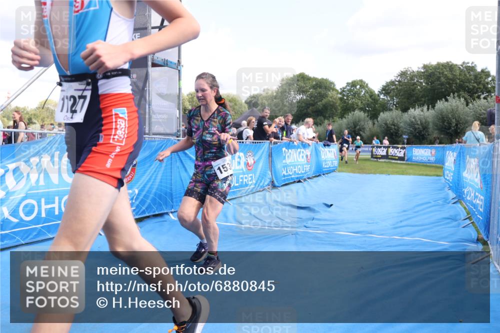 25.08.2024 - Elbe Triathlon Hamburg H.Heesch http://msf.ph/oto/6880845 25.08.2024 12:27:27 Ziel 1531, 1534, 1655, 1676, 1727 meine-sportfotos.de