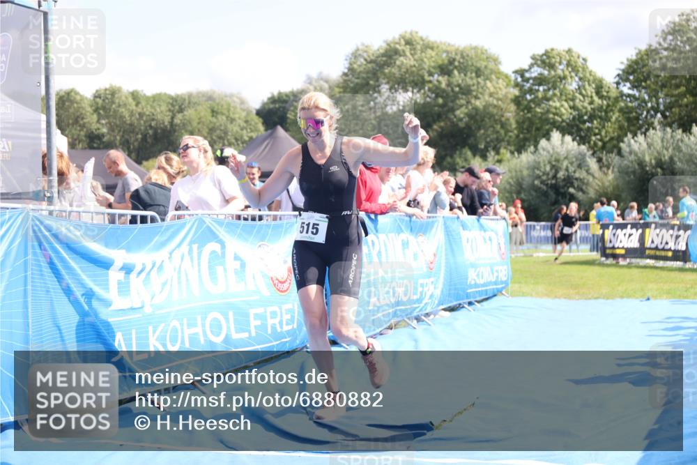 25.08.2024 - Elbe Triathlon Hamburg H.Heesch http://msf.ph/oto/6880882 25.08.2024 11:55:34 Ziel 515, 1610, 1692 meine-sportfotos.de