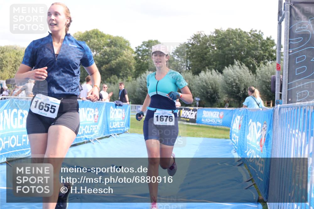 25.08.2024 - Elbe Triathlon Hamburg H.Heesch http://msf.ph/oto/6880916 25.08.2024 12:27:31 Ziel 1531, 1534, 1655, 1676, 1727 meine-sportfotos.de