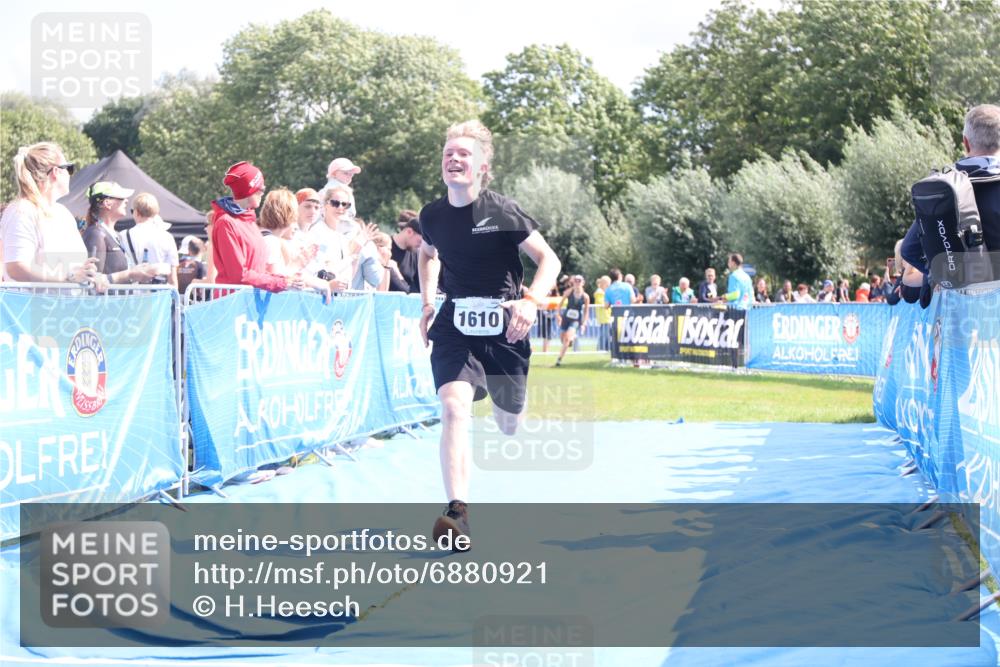 25.08.2024 - Elbe Triathlon Hamburg H.Heesch http://msf.ph/oto/6880921 25.08.2024 11:55:39 Ziel 472, 515, 791, 1610 meine-sportfotos.de