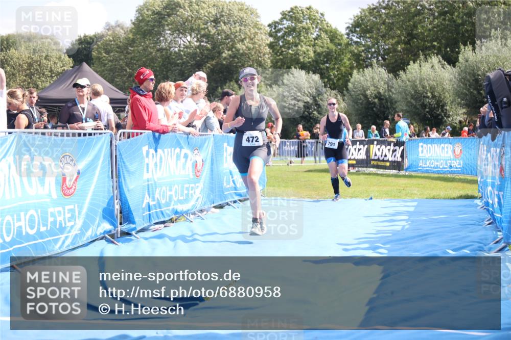 25.08.2024 - Elbe Triathlon Hamburg H.Heesch http://msf.ph/oto/6880958 25.08.2024 11:55:44 Ziel 472, 791, 1610 meine-sportfotos.de