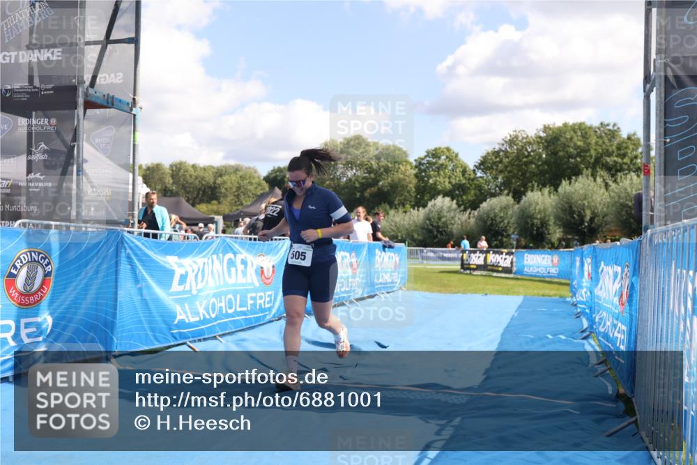 25.08.2024 - Elbe Triathlon Hamburg H.Heesch http://msf.ph/oto/6881001 25.08.2024 12:27:59 Ziel 505 meine-sportfotos.de