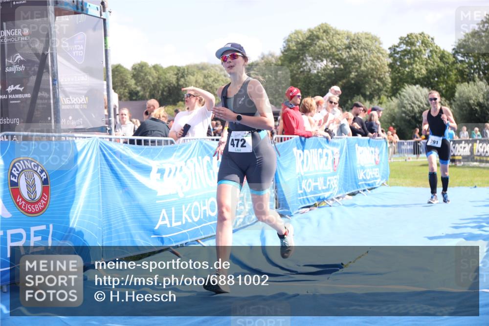 25.08.2024 - Elbe Triathlon Hamburg H.Heesch http://msf.ph/oto/6881002 25.08.2024 11:55:45 Ziel 472, 791, 1610 meine-sportfotos.de