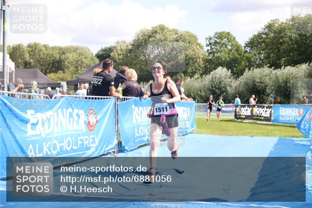 25.08.2024 - Elbe Triathlon Hamburg H.Heesch http://msf.ph/oto/6881056 25.08.2024 12:28:15 Ziel 1511, 1664, 1722, 1734 meine-sportfotos.de