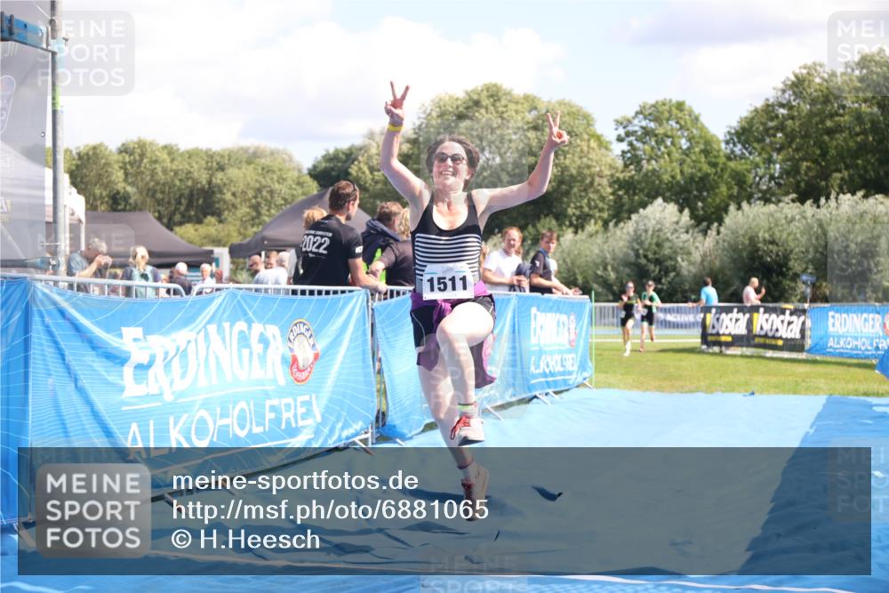 25.08.2024 - Elbe Triathlon Hamburg H.Heesch http://msf.ph/oto/6881065 25.08.2024 12:28:15 Ziel 1511, 1664, 1722, 1734 meine-sportfotos.de