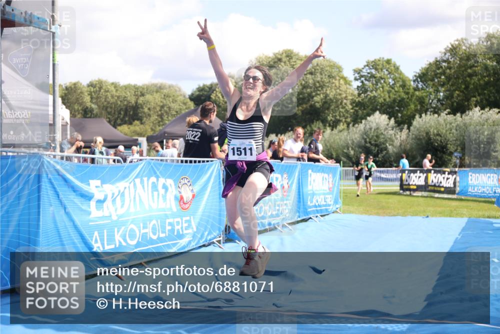 25.08.2024 - Elbe Triathlon Hamburg H.Heesch http://msf.ph/oto/6881071 25.08.2024 12:28:16 Ziel 1511, 1664, 1722, 1734 meine-sportfotos.de