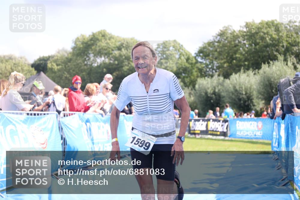 25.08.2024 - Elbe Triathlon Hamburg H.Heesch http://msf.ph/oto/6881083 25.08.2024 11:56:00 Ziel 525, 690, 777, 1599 meine-sportfotos.de