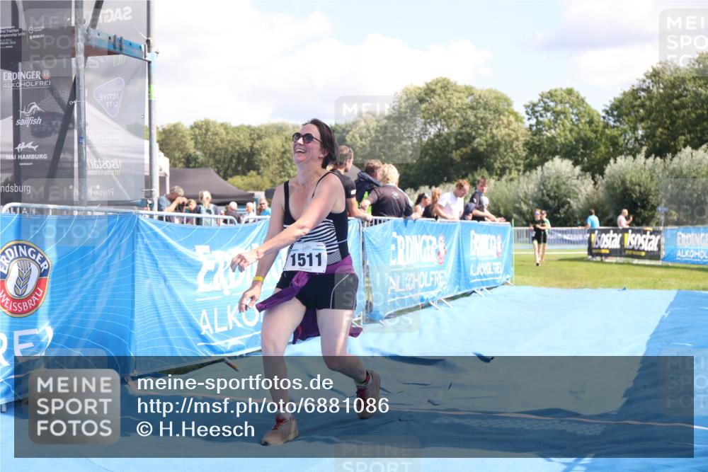 25.08.2024 - Elbe Triathlon Hamburg H.Heesch http://msf.ph/oto/6881086 25.08.2024 12:28:16 Ziel 1511, 1664, 1722, 1734 meine-sportfotos.de