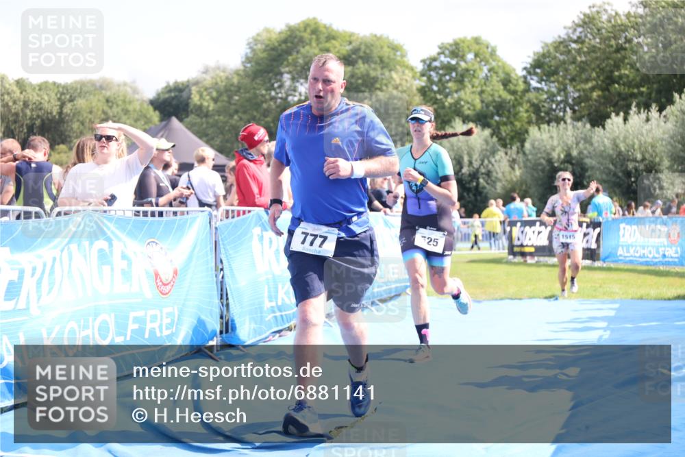 25.08.2024 - Elbe Triathlon Hamburg H.Heesch http://msf.ph/oto/6881141 25.08.2024 11:56:07 Ziel 457, 525, 690, 777, 1515 meine-sportfotos.de