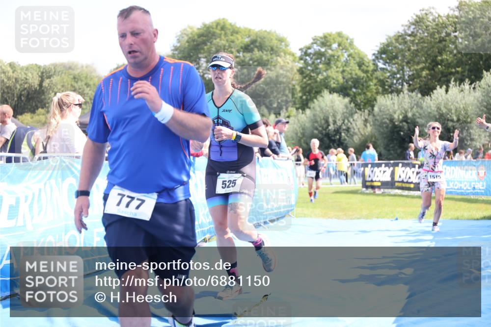 25.08.2024 - Elbe Triathlon Hamburg H.Heesch http://msf.ph/oto/6881150 25.08.2024 11:56:08 Ziel 457, 525, 690, 777, 1515 meine-sportfotos.de