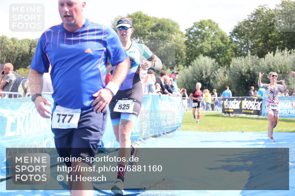 25.08.2024 - Elbe Triathlon Hamburg H.Heesch http://msf.ph/oto/6881160 25.08.2024 11:56:08 Ziel 457, 525, 690, 777, 1515 meine-sportfotos.de