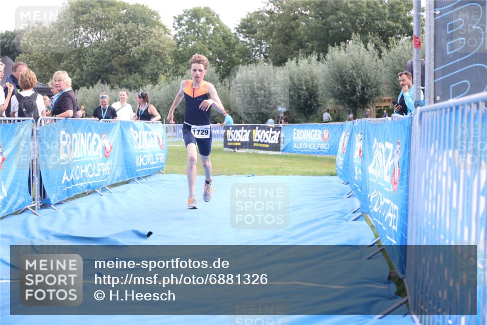 25.08.2024 - Elbe Triathlon Hamburg H.Heesch http://msf.ph/oto/6881326 25.08.2024 12:30:54 Ziel 1729 meine-sportfotos.de