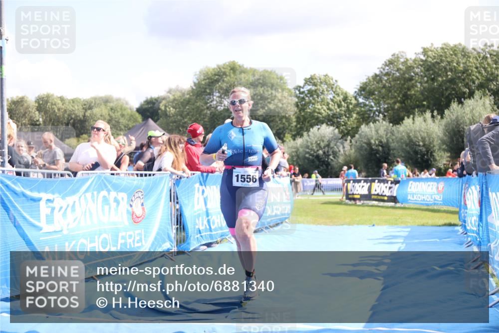 25.08.2024 - Elbe Triathlon Hamburg H.Heesch http://msf.ph/oto/6881340 25.08.2024 11:56:35 Ziel 1514, 1556 meine-sportfotos.de