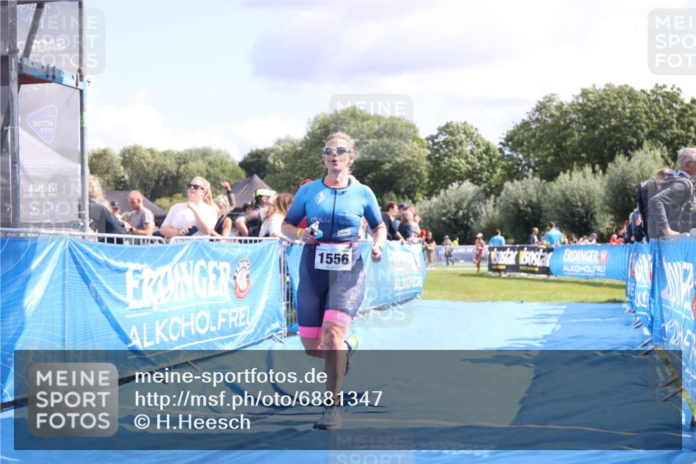 25.08.2024 - Elbe Triathlon Hamburg H.Heesch http://msf.ph/oto/6881347 25.08.2024 11:56:35 Ziel 1514, 1556 meine-sportfotos.de
