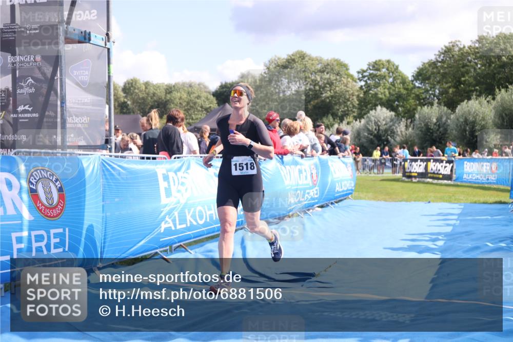 25.08.2024 - Elbe Triathlon Hamburg H.Heesch http://msf.ph/oto/6881506 25.08.2024 11:56:59 Ziel 788, 1492, 1518 meine-sportfotos.de