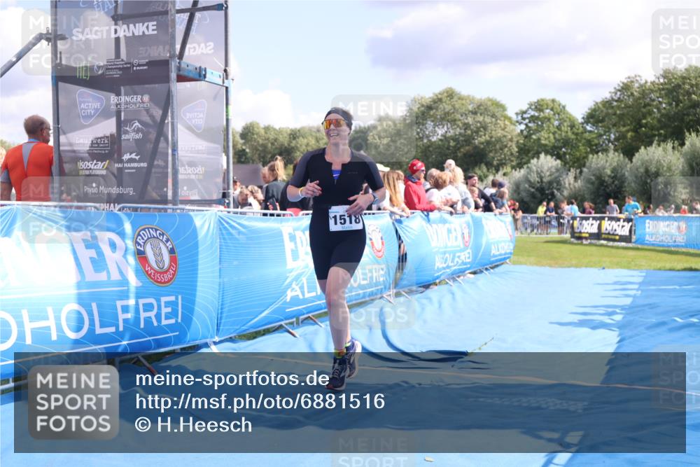 25.08.2024 - Elbe Triathlon Hamburg H.Heesch http://msf.ph/oto/6881516 25.08.2024 11:56:59 Ziel 788, 1492, 1518 meine-sportfotos.de