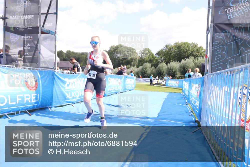 25.08.2024 - Elbe Triathlon Hamburg H.Heesch http://msf.ph/oto/6881594 25.08.2024 12:35:15 Ziel 1738 meine-sportfotos.de