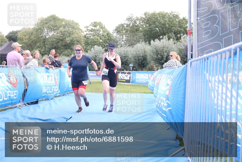 25.08.2024 - Elbe Triathlon Hamburg H.Heesch http://msf.ph/oto/6881598 25.08.2024 12:36:11 Ziel 1535, 1633 meine-sportfotos.de