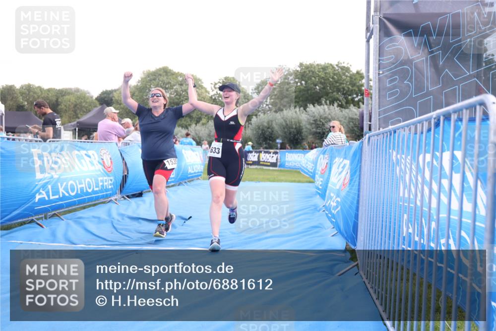 25.08.2024 - Elbe Triathlon Hamburg H.Heesch http://msf.ph/oto/6881612 25.08.2024 12:36:12 Ziel 1535, 1633 meine-sportfotos.de