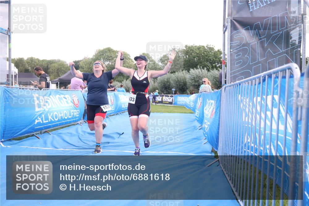 25.08.2024 - Elbe Triathlon Hamburg H.Heesch http://msf.ph/oto/6881618 25.08.2024 12:36:12 Ziel 1535, 1633 meine-sportfotos.de