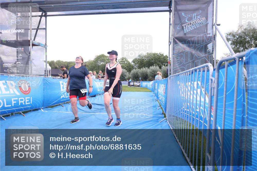 25.08.2024 - Elbe Triathlon Hamburg H.Heesch http://msf.ph/oto/6881635 25.08.2024 12:36:13 Ziel 1535, 1633 meine-sportfotos.de